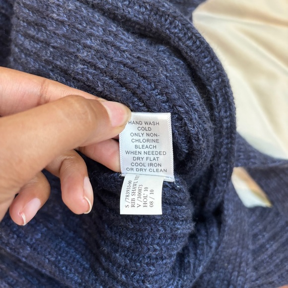 Banana republic wool vest - Picture 6 of 6